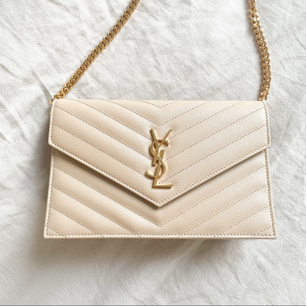 YSL Classic Monogram Wallet on Chain